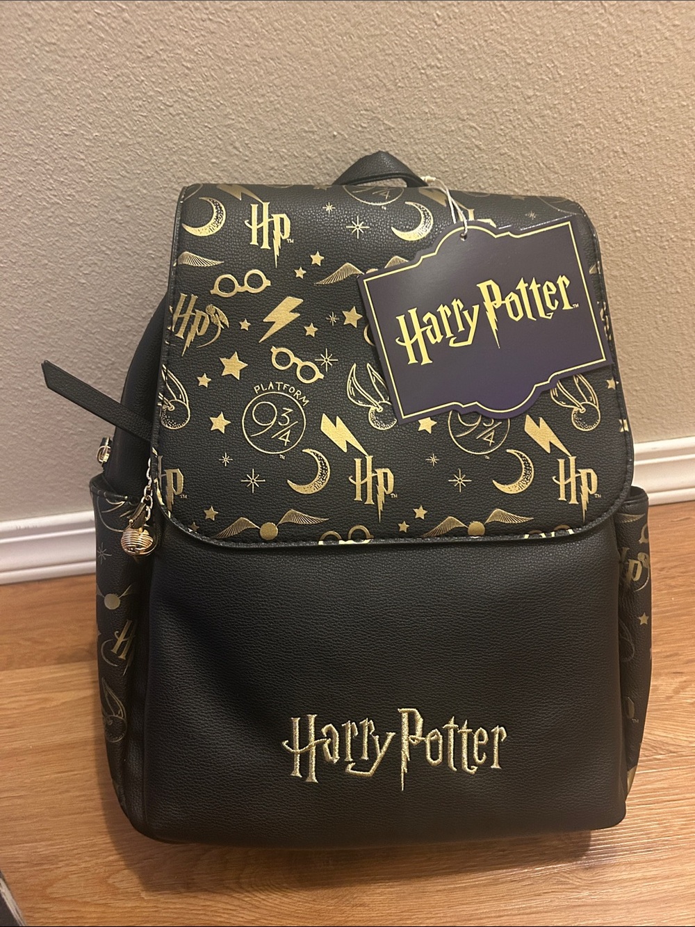 NWT Harry Potter Black & Gold Backpack